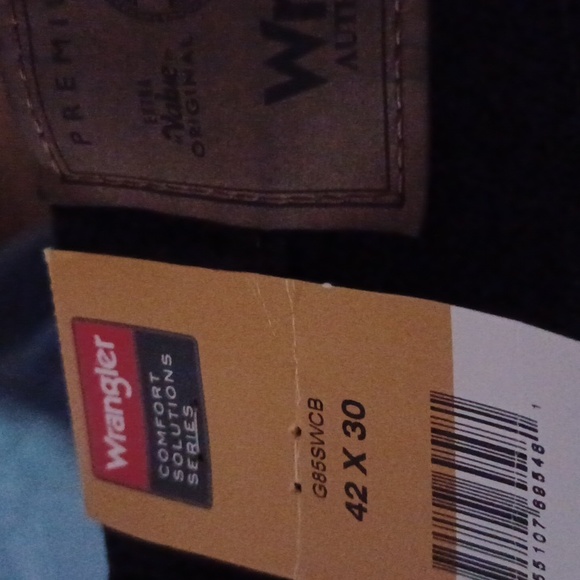 Black wrangler comfort stretch denim - Picture 2 of 3